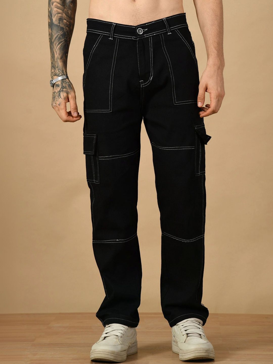 HERE&NOW Men's Contrast-Stitched Mid-Rise Relaxed Straight Fit Cargo Jeans