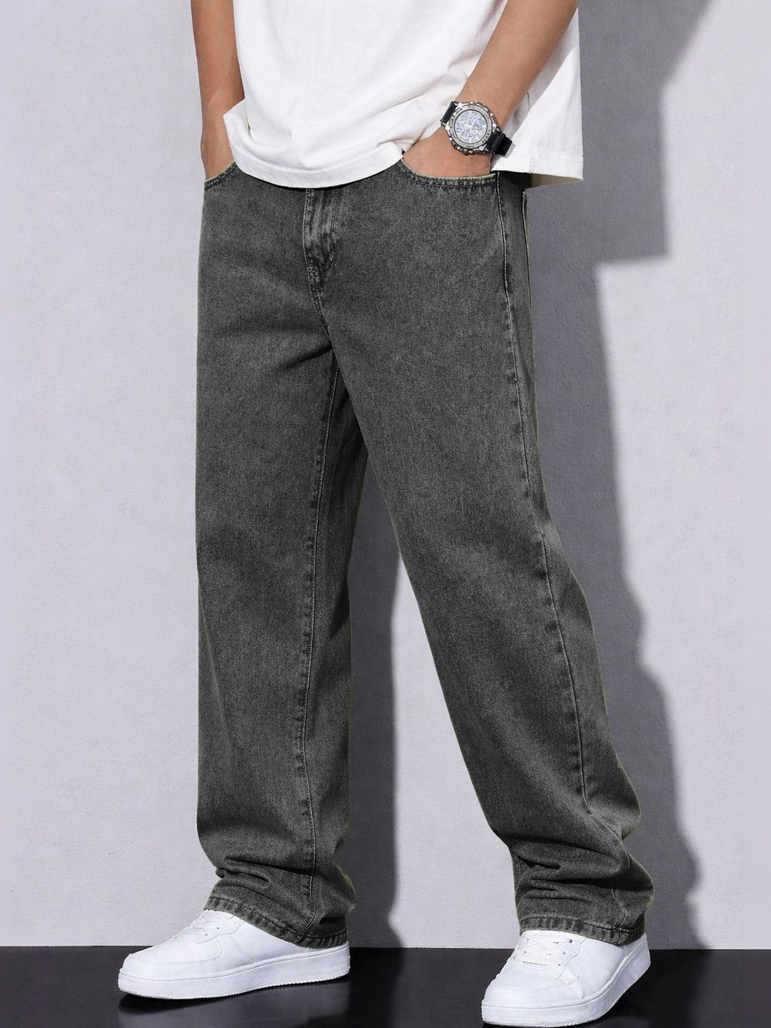 PLUS 91 Men Smart Straight Fit Mid-Rise Jeans