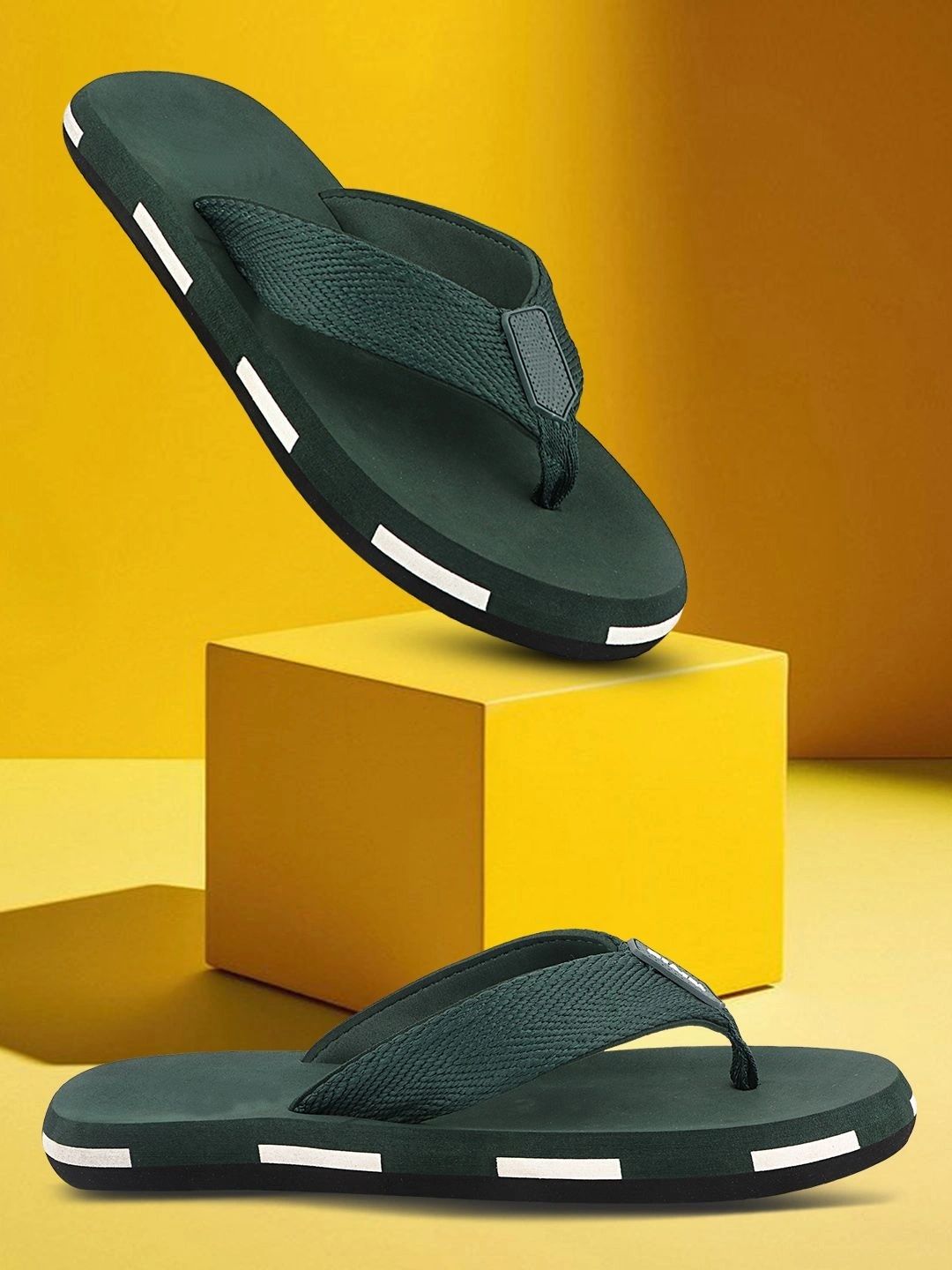 Roadster Men Colourblocked Rubber Thong Flip-Flops