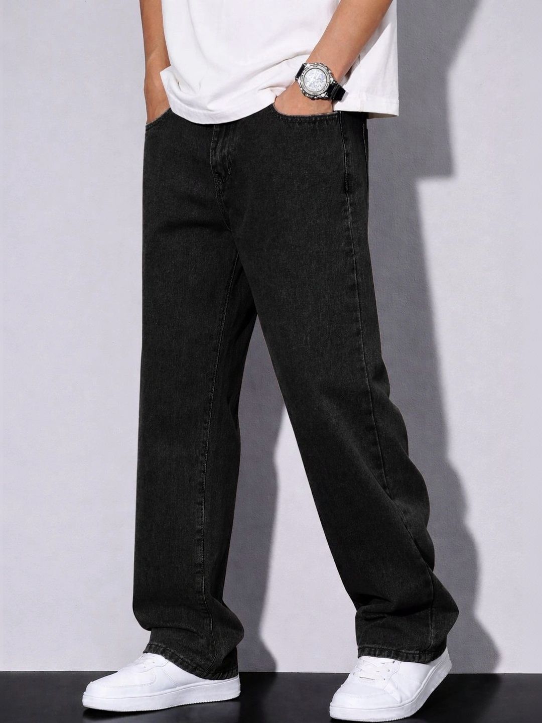 PLUS 91 Men Smart Straight Fit Mid-Rise Jeans