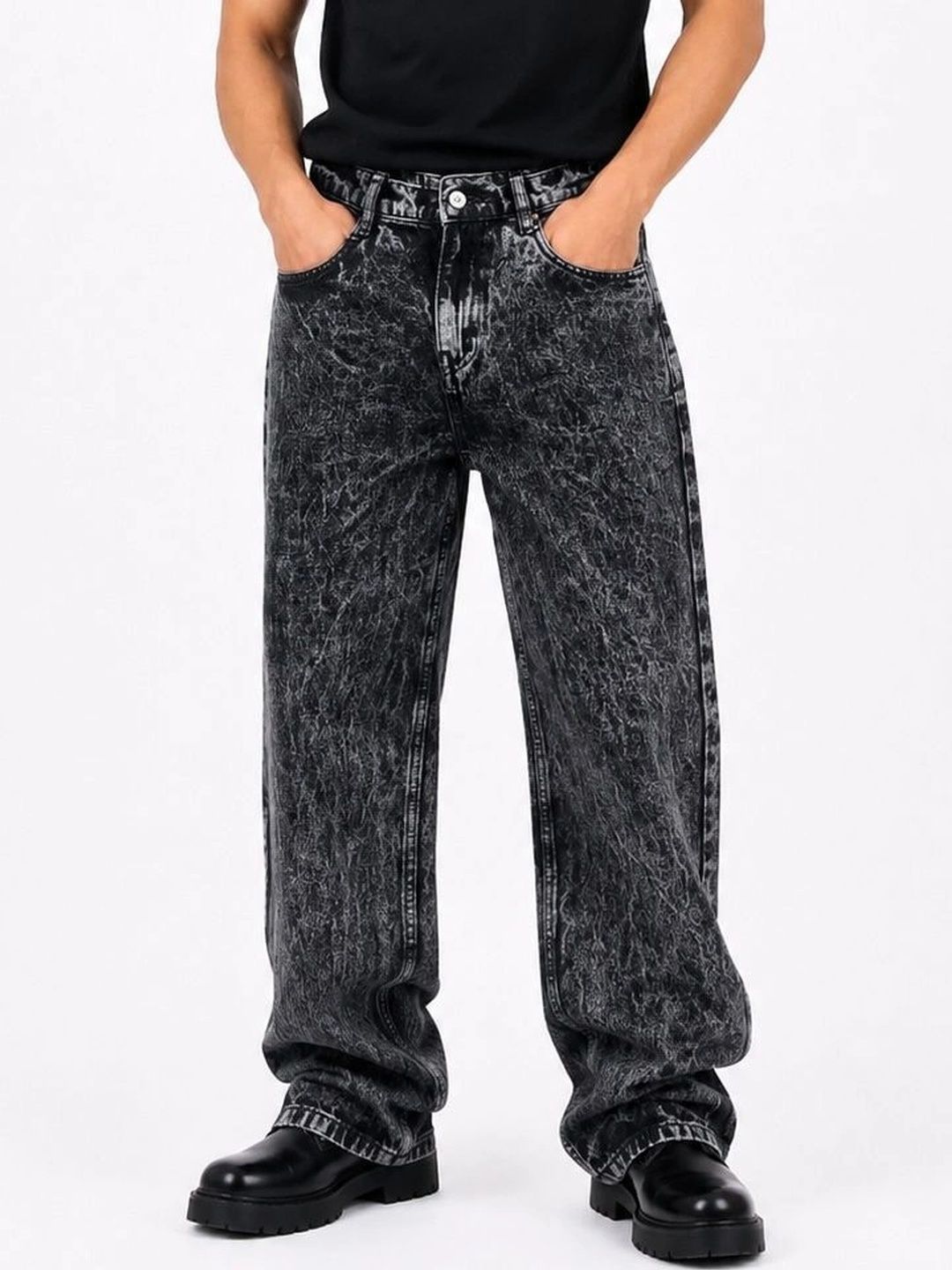 MQ Denim Men Straight Fit Mid-Rise Jeans