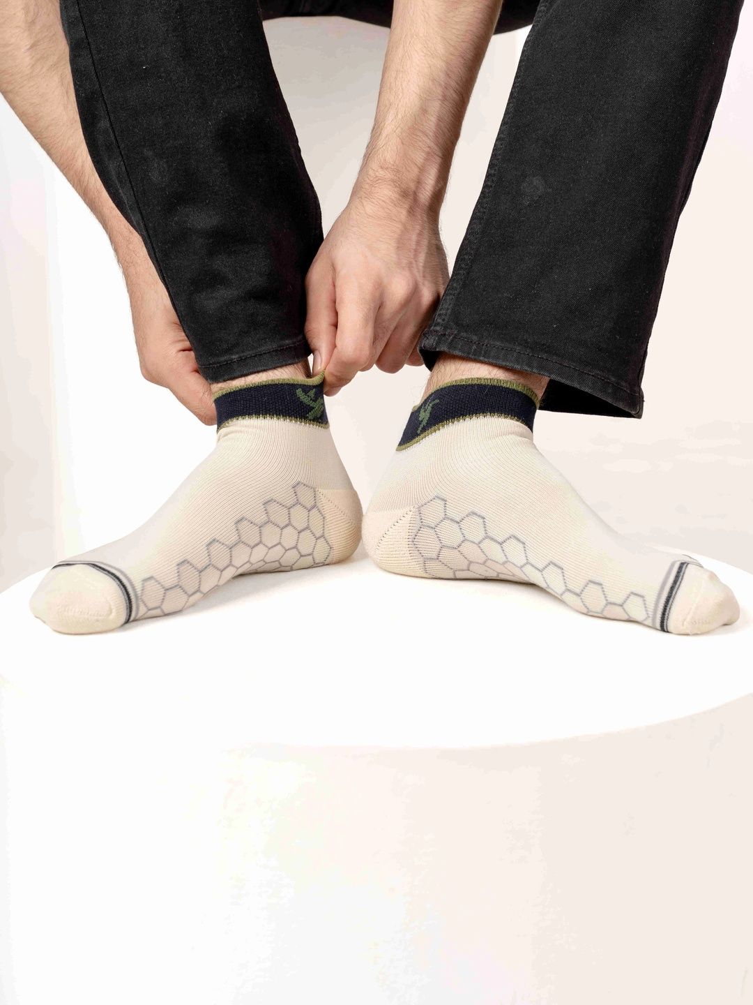 Verosmart Men Patterned Ankle Length Socks