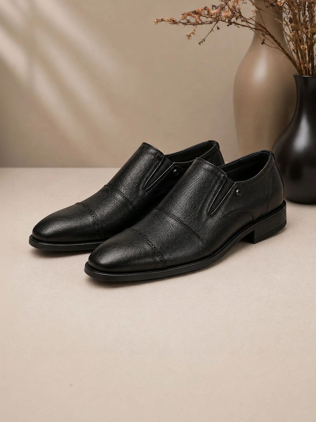 Lushwalk Men Leather Pointed-Toe Formal Shoes