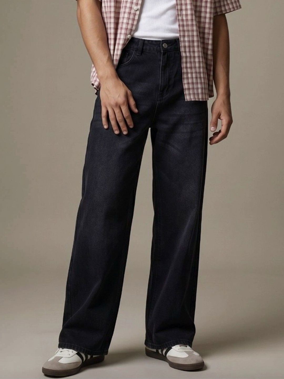 MASTERLY WEFT Men Mid-Rise Low Distress Stretchable Jeans