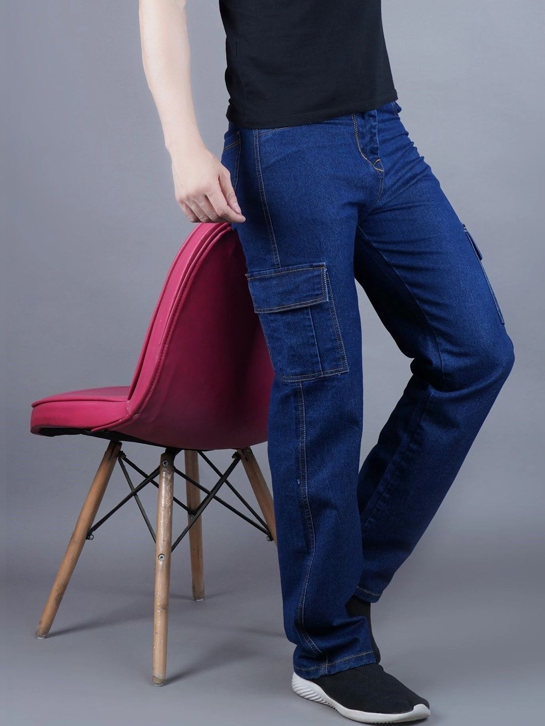 HERE&NOW Men's Mid-Rise Contrast-Stitched Straight Fit Cargo Jeans