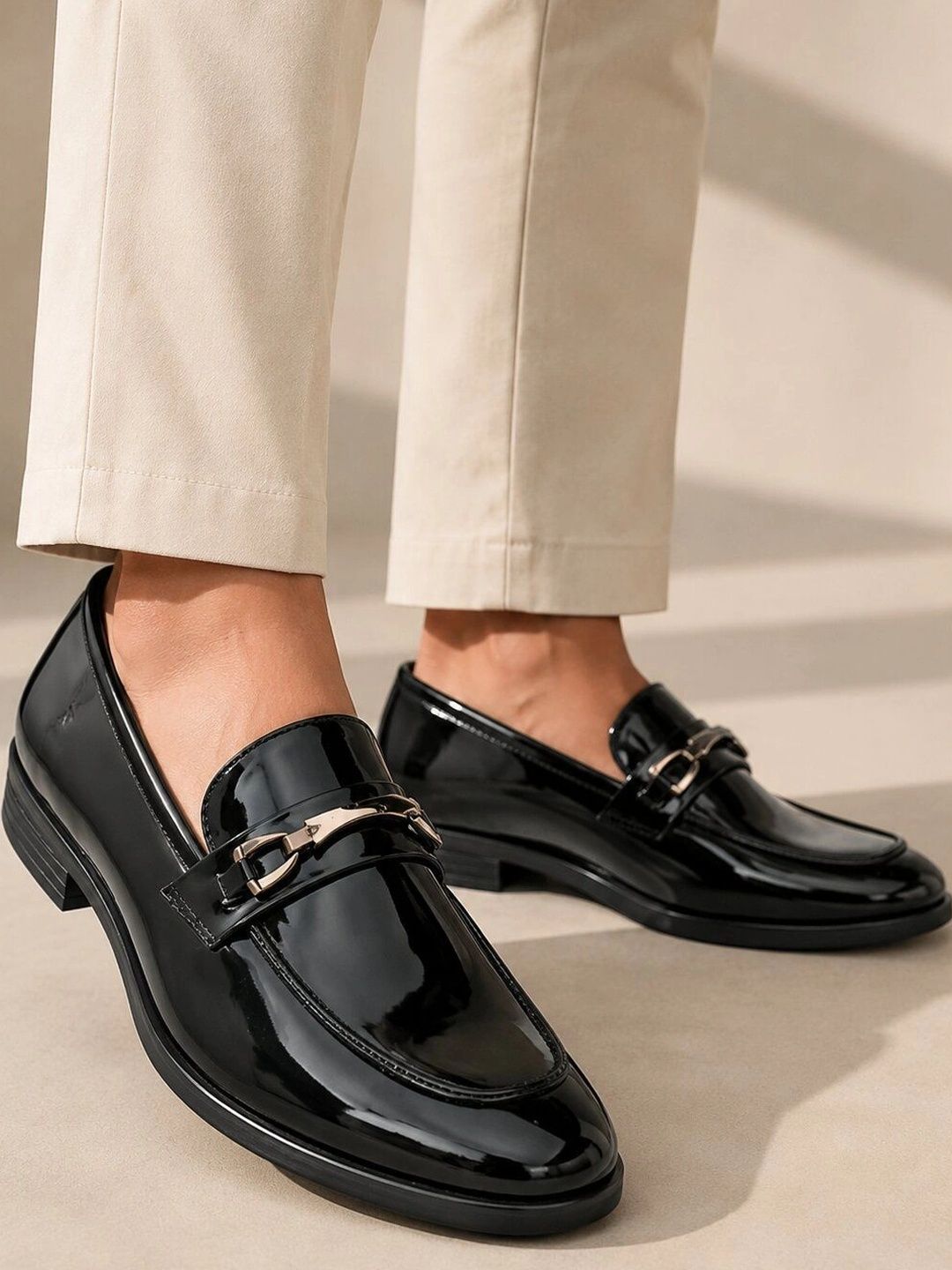 San Frissco Men Sterling Black Solid Formal Loafers