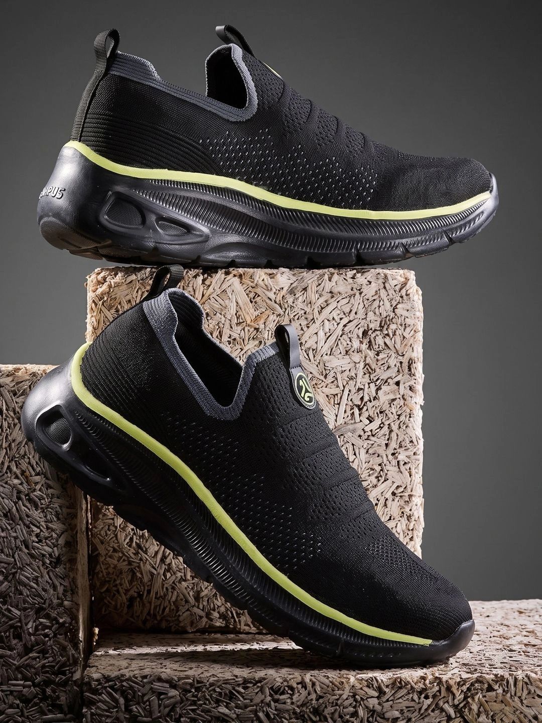 Campus Men Mesh Running Shoes