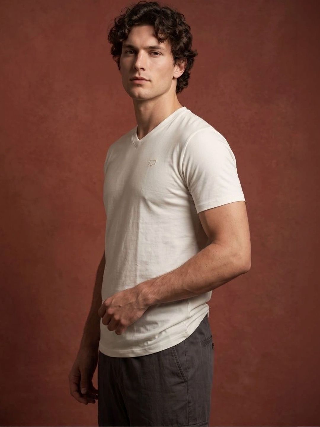 ROAR FOR GOOD Men Brand Logo V-Neck Organic Cotton Bio Finish T-shirt