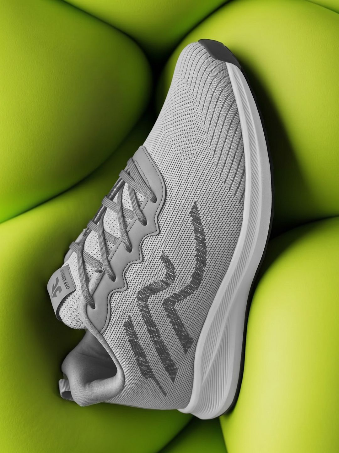 OFF LIMITS Men Grey Textured Mesh Non-Marking Running Sports Shoes