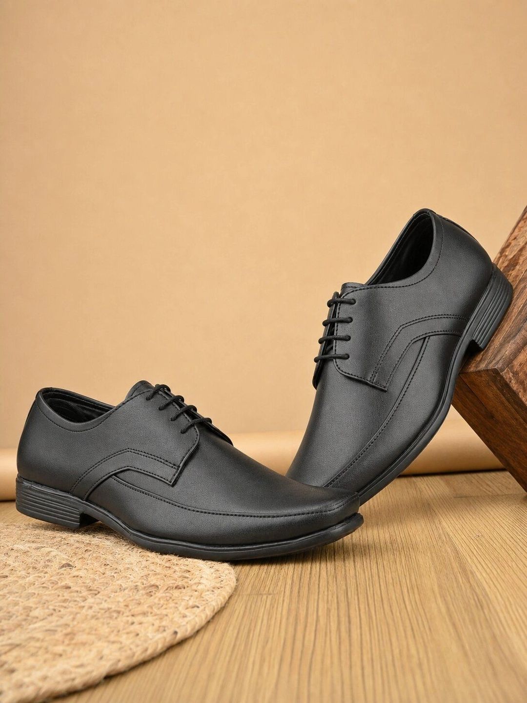 Mast & Harbour Men Round Toe Lace-Ups Oxfords Formal Shoes