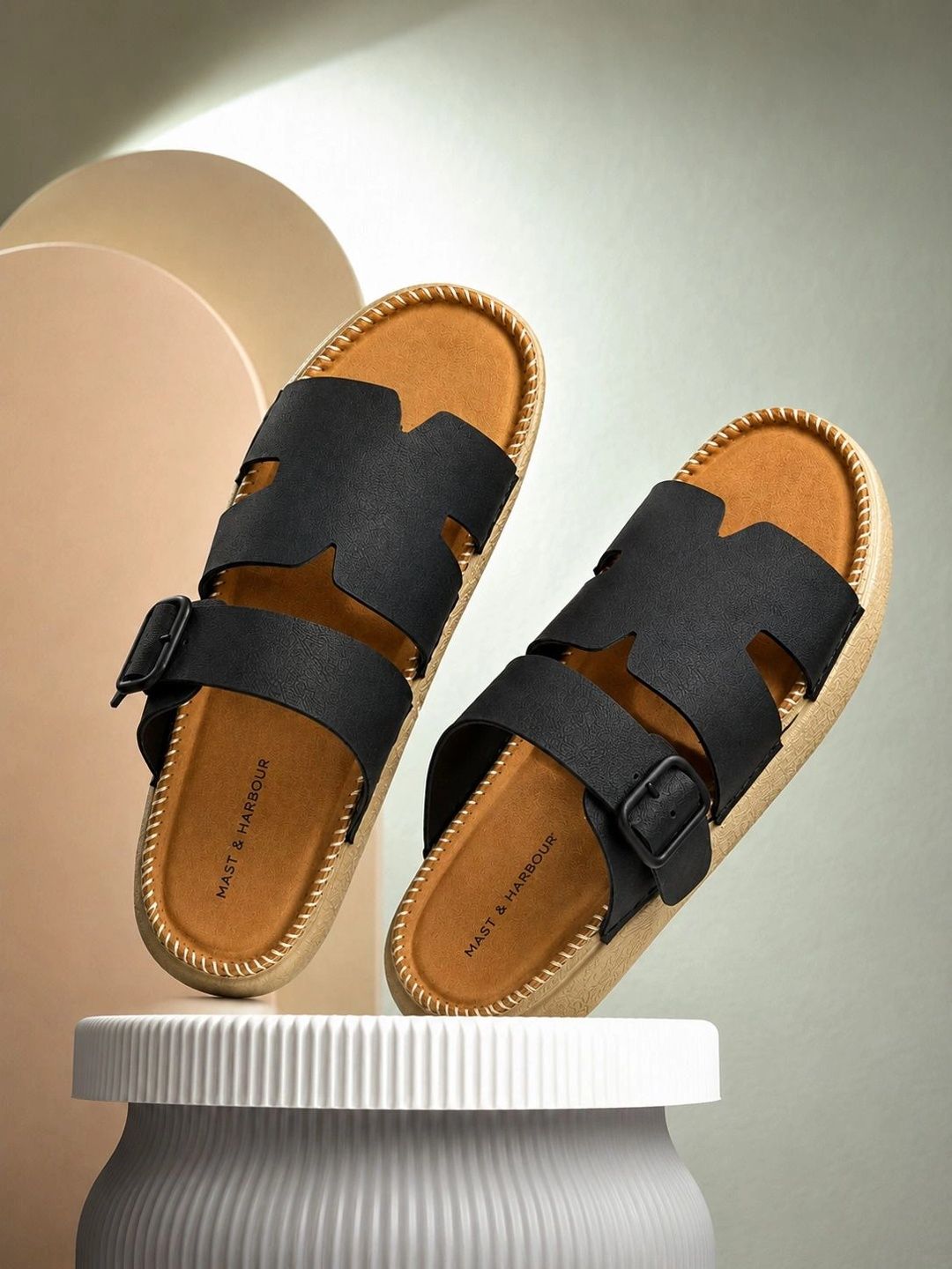 Mast & Harbour Men High  Comfort Sandals