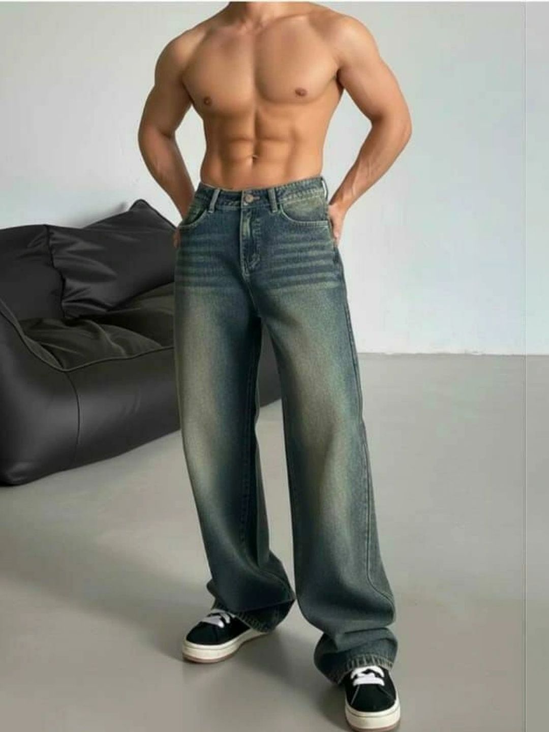 SHIRODHARI Men Low-Rise Low Distress Jeans