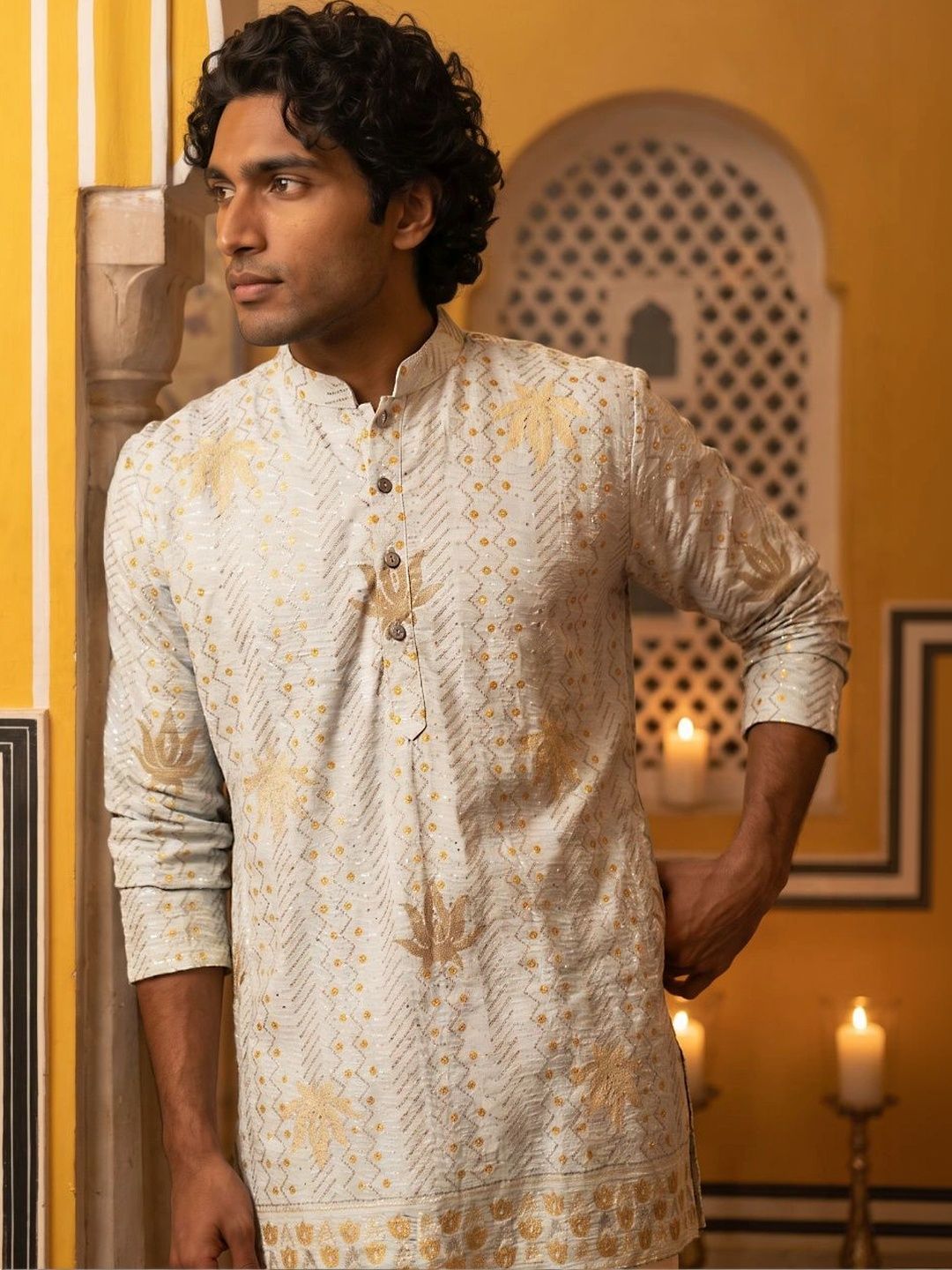 Jompers Men Ethnic Motifs Embroidered Kurta