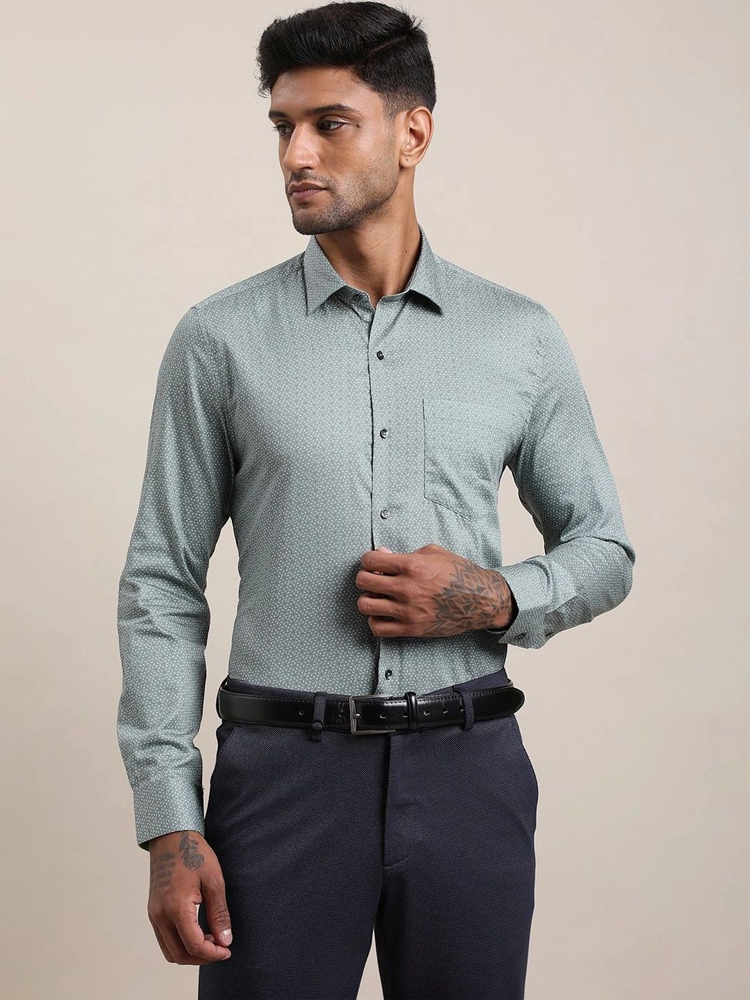 Turtle Men Standard Slim Fit Printed Formal Shirt