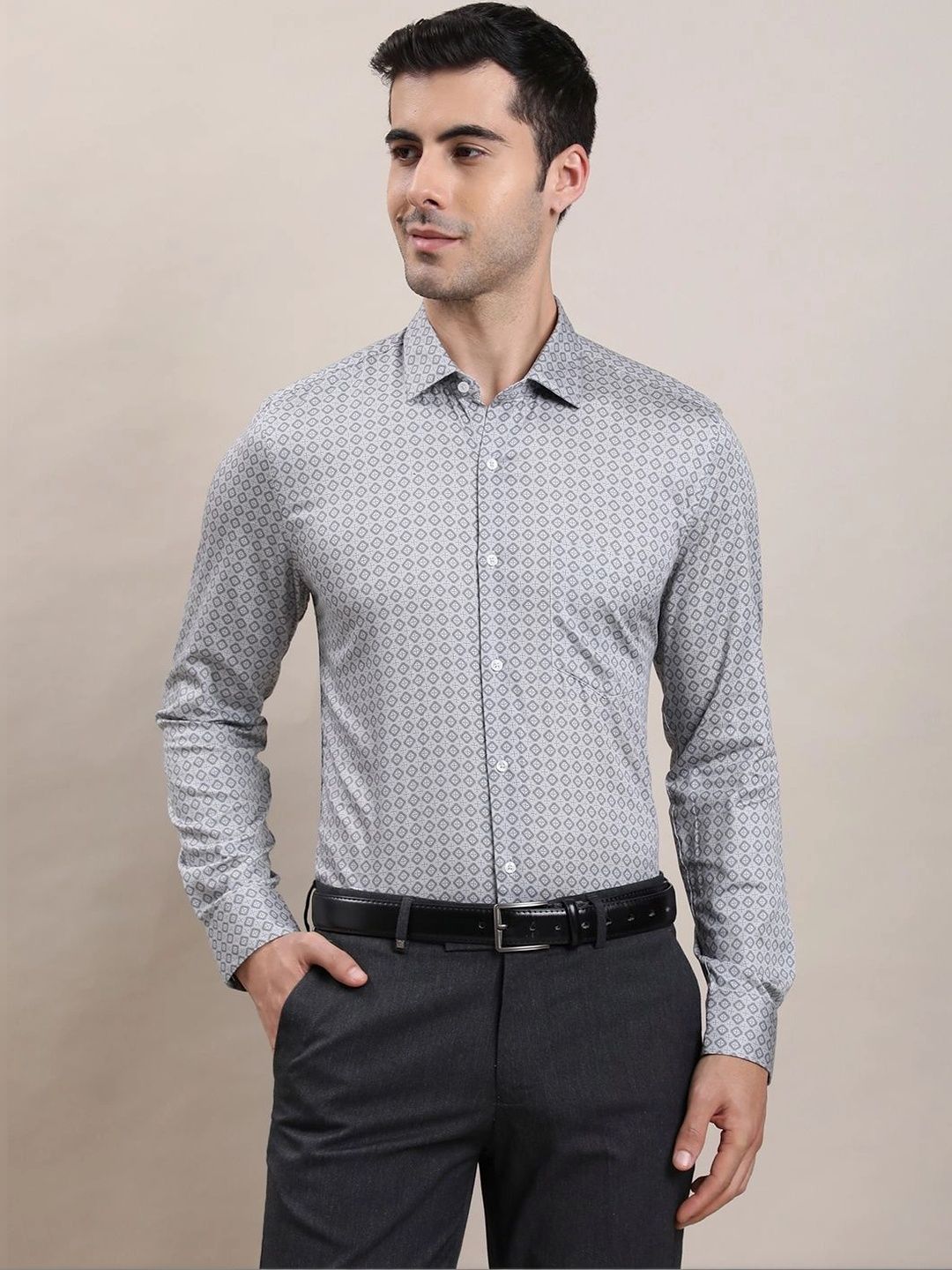 Turtle Men Standard Slim Fit Printed Formal Shirt