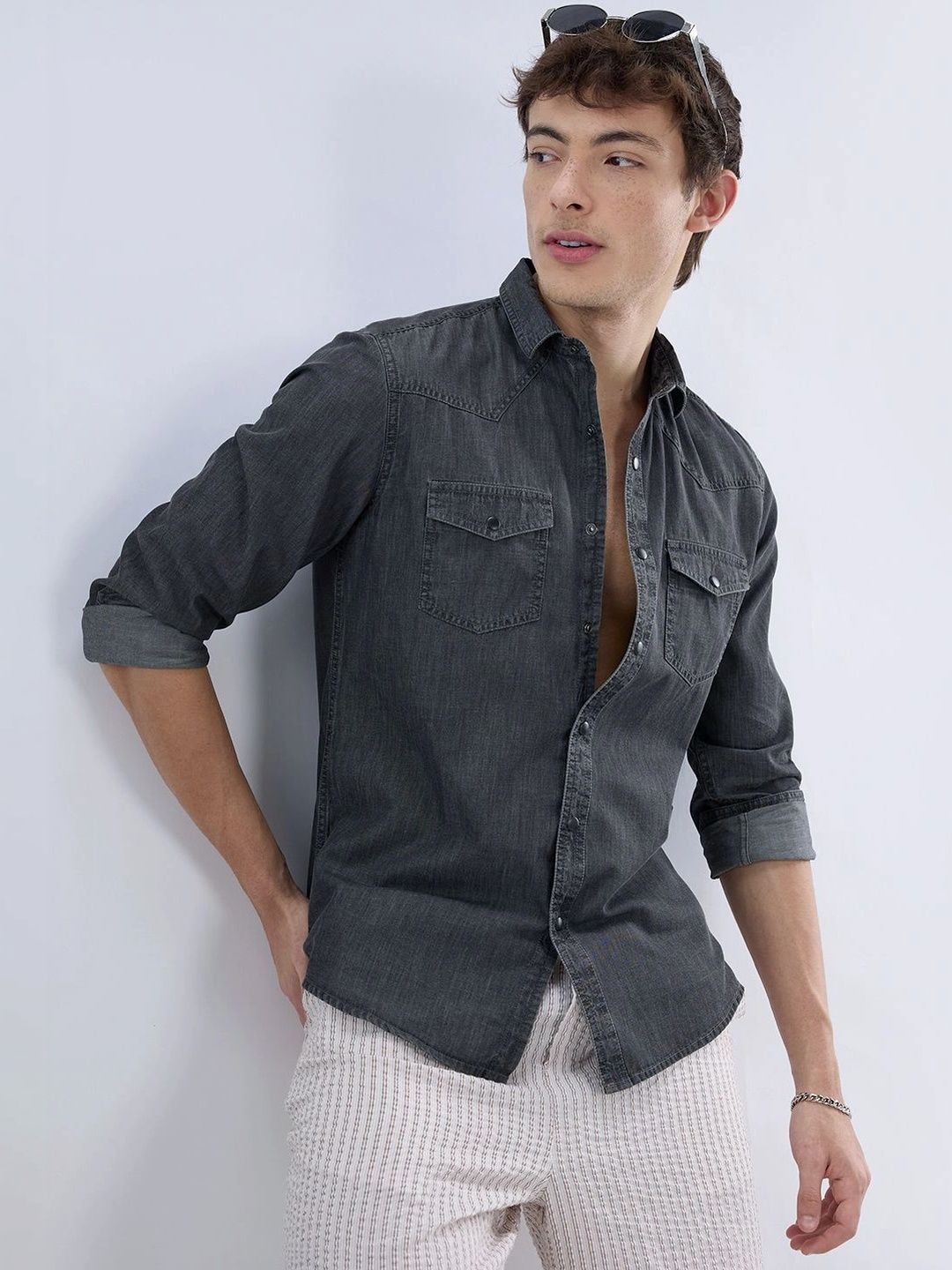VASTRADO Men Classic Casual Shirt