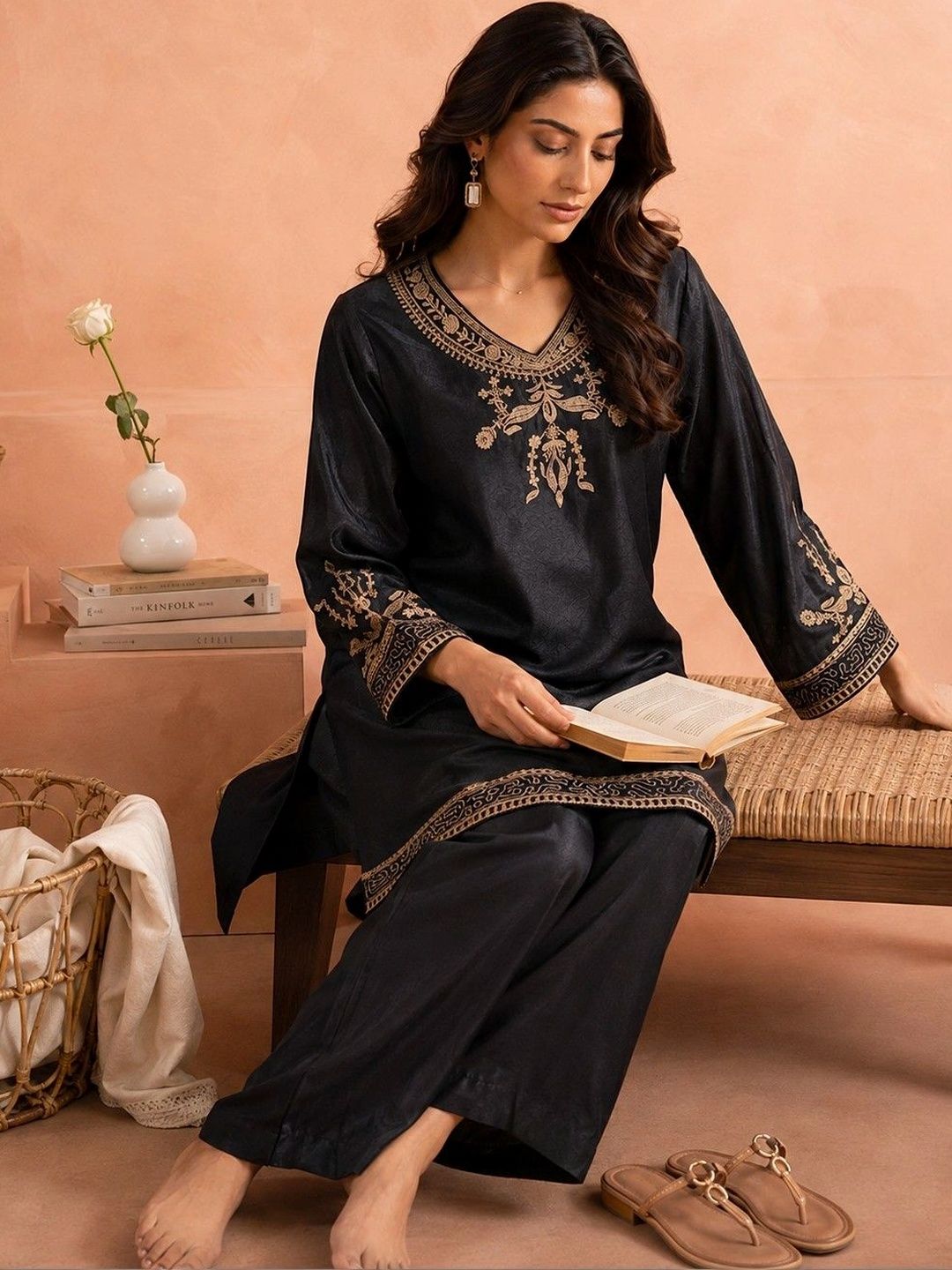 Sangria Women Ethnic Motifs Embroidered Regular Thread Work Kurta with Trousers