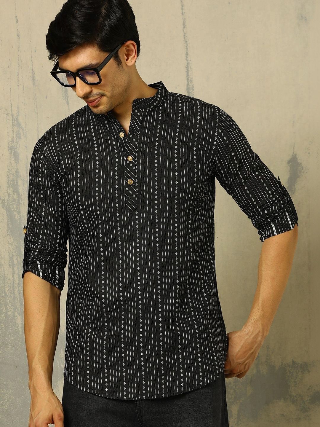 Anouk Woven Design Abstract Cotton Handloom Mandarin Collar Short Kurta