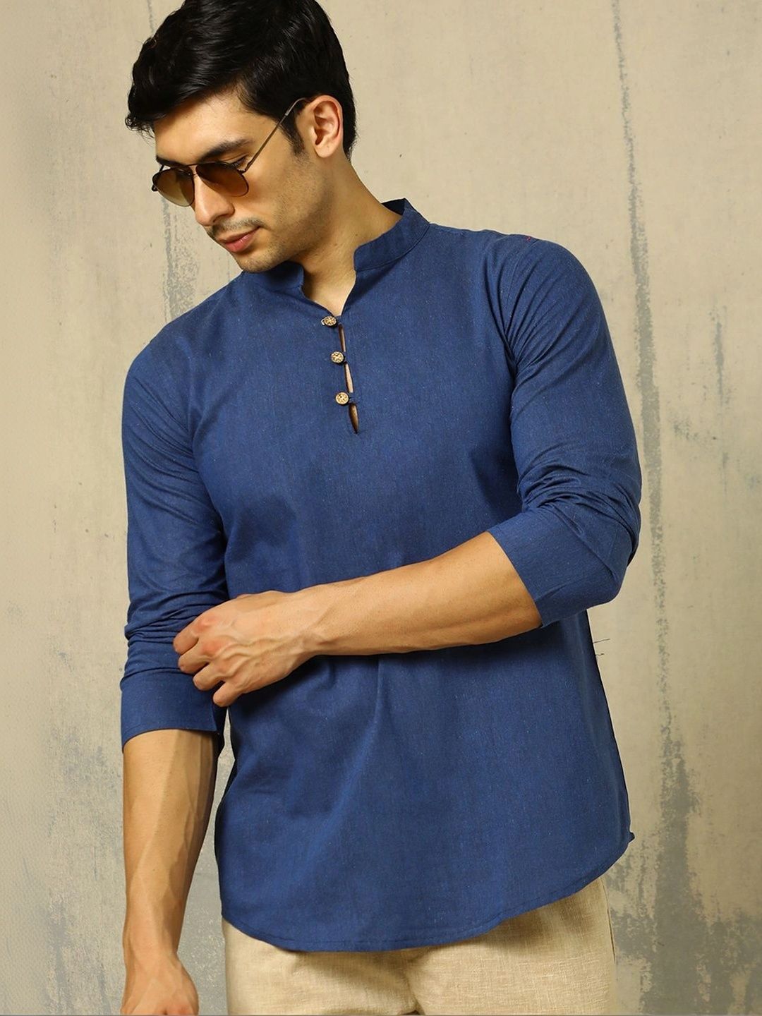 Anouk Woven Design Solid Cotton Handloom Mandarin Collar Short Kurta