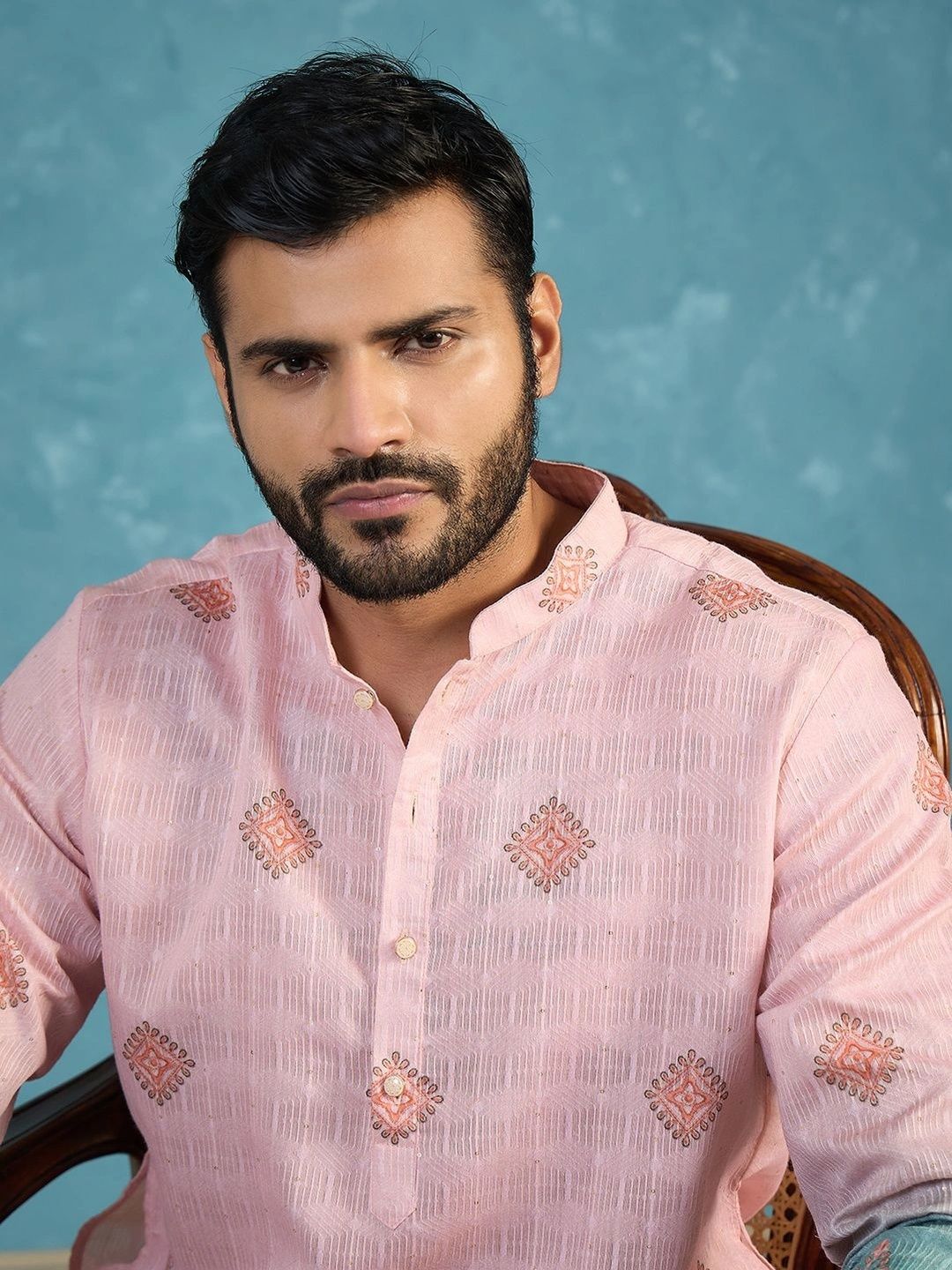 House of Pataudi Floral Woven Design Mandarin Collar Straight Kurta
