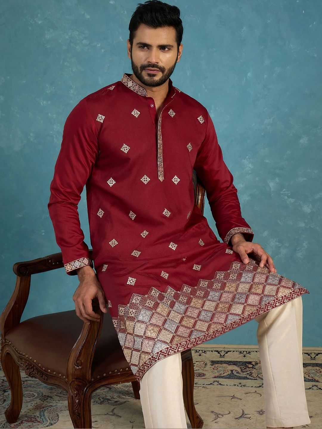 House of Pataudi Embroidered Mandarin Collar Knee Length Straight Kurta