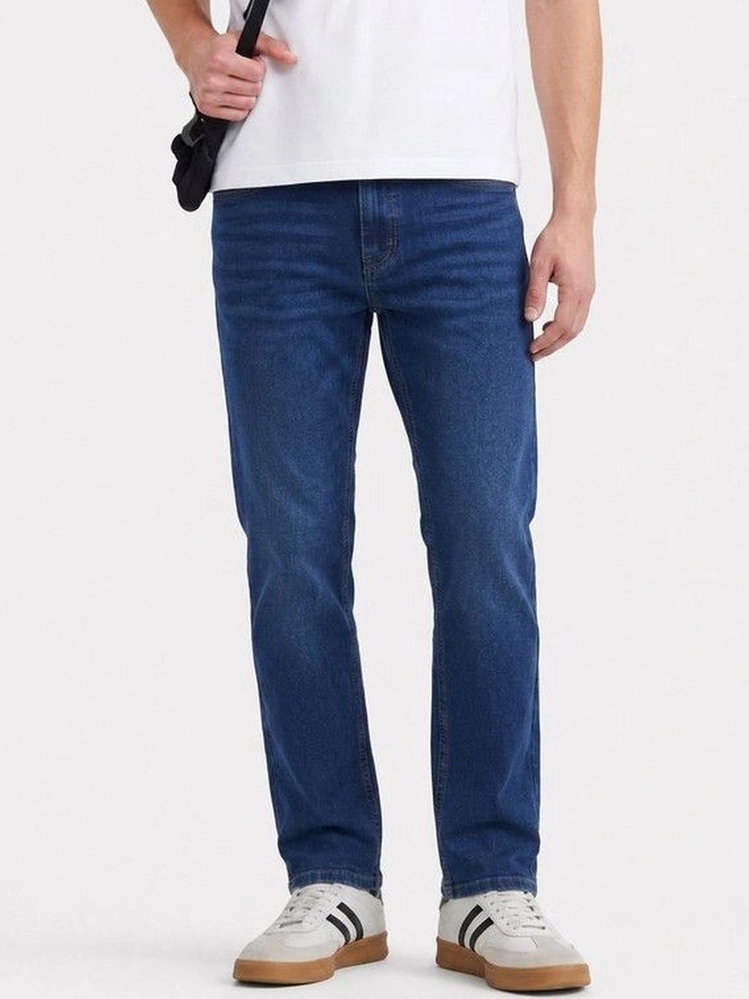 ETON VALLEY Men Regular Fit Mid-Rise Jeans