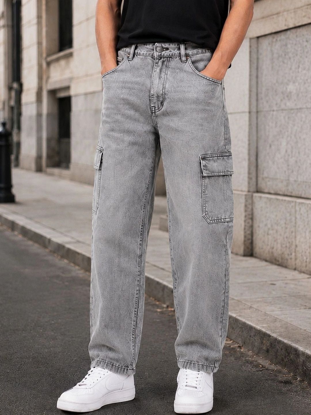 MQ Denim Men Straight Fit Mid-Rise Jeans