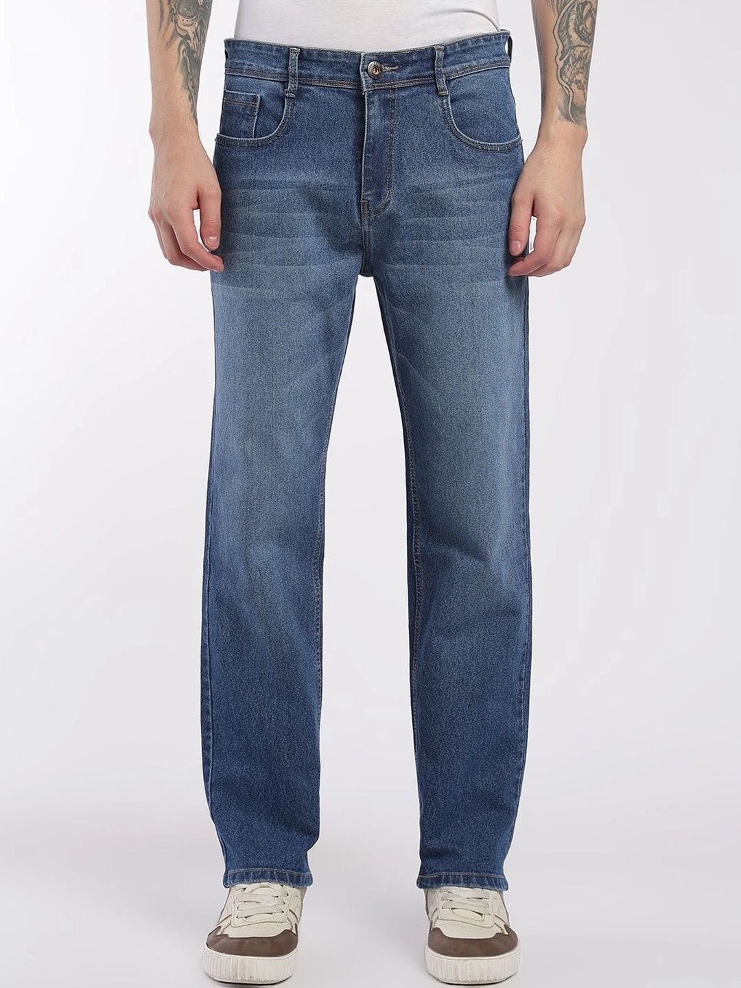 zayla Men Jean Regular Fit Mid-Rise Low Distress Light Fade Stretchable Jeans