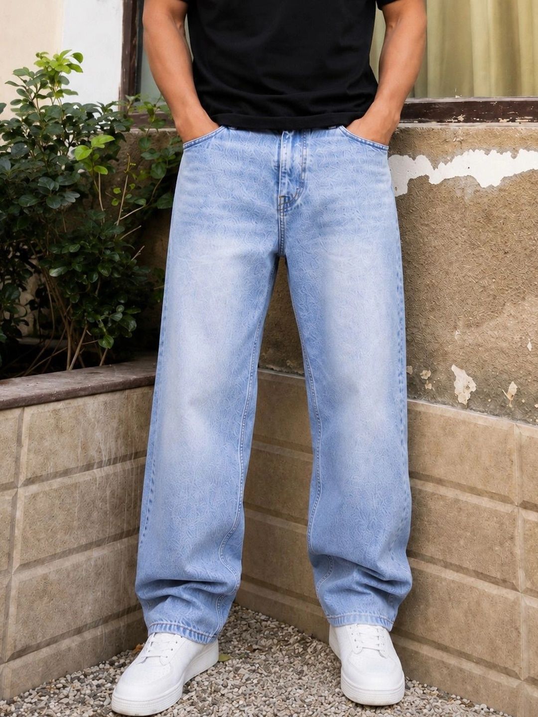 MQ Denim Men Straight Fit Mid-Rise Light Fade Jeans