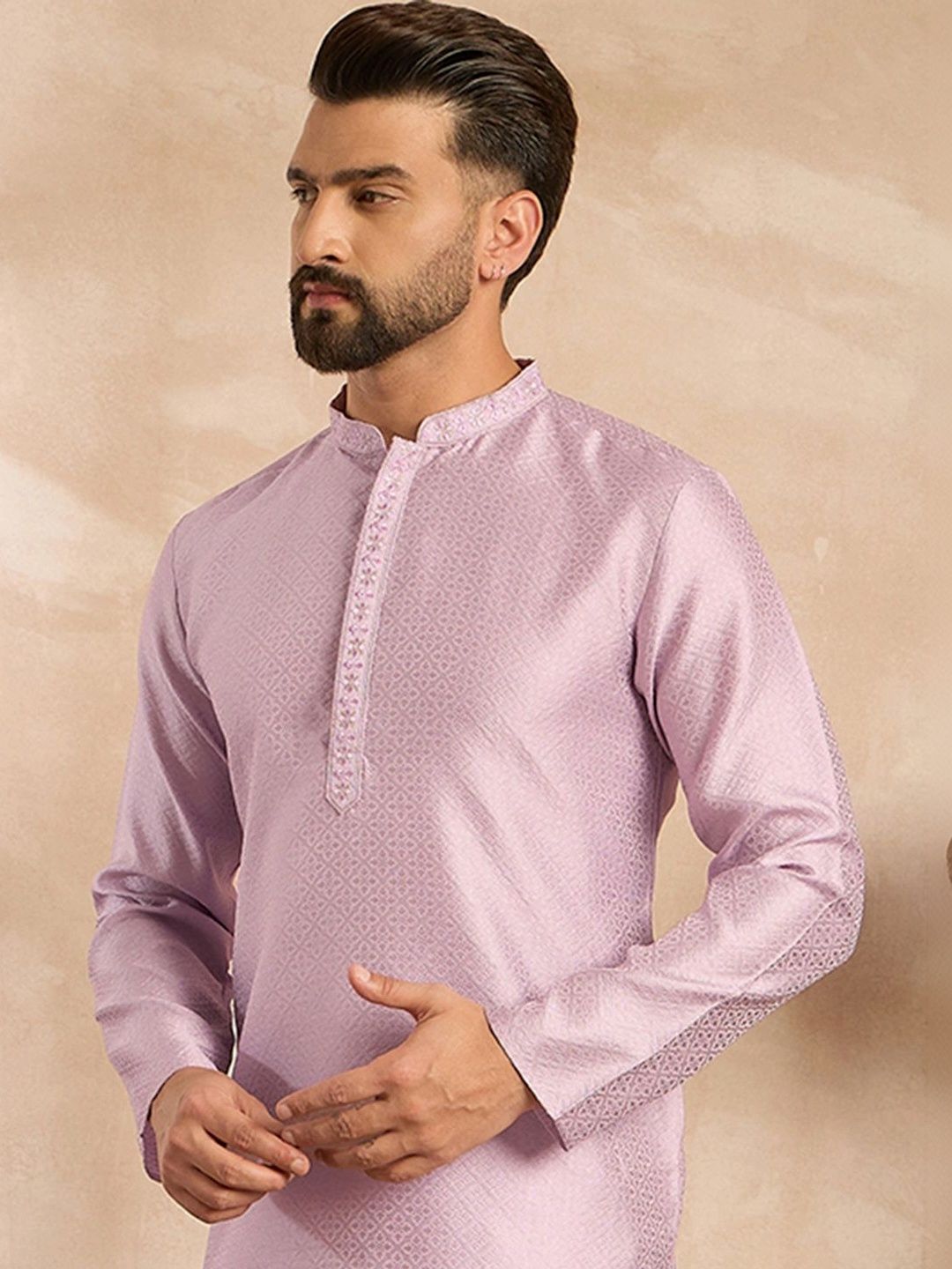 House of Pataudi Embroidered Mandarin Collar Kurta