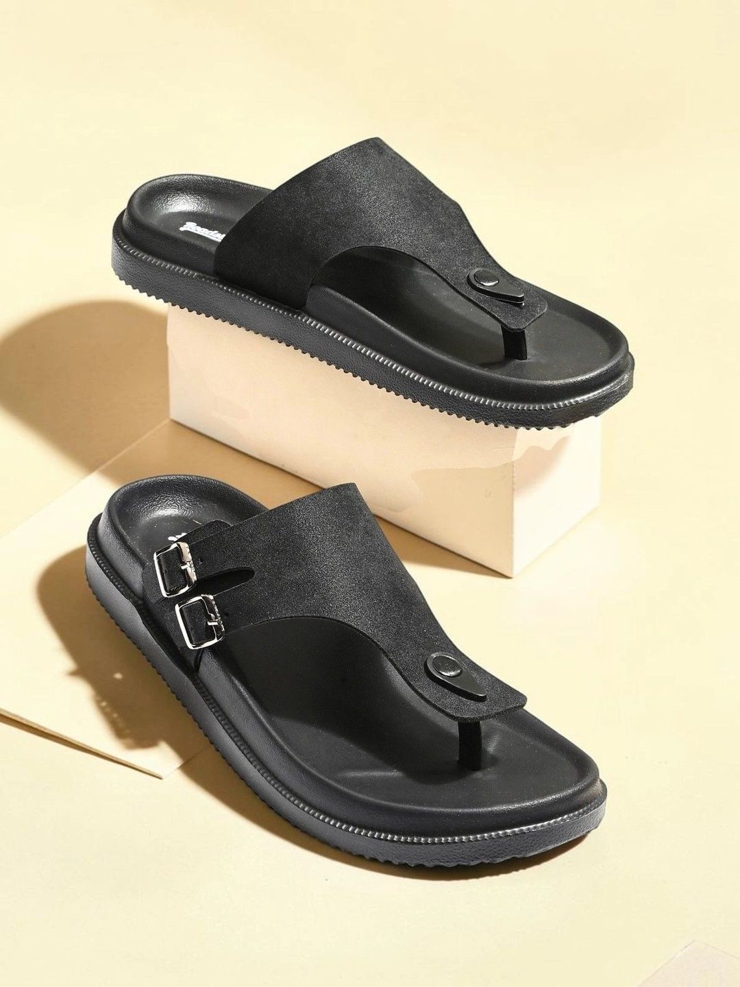 Roadster Men Thong Flip-Flops