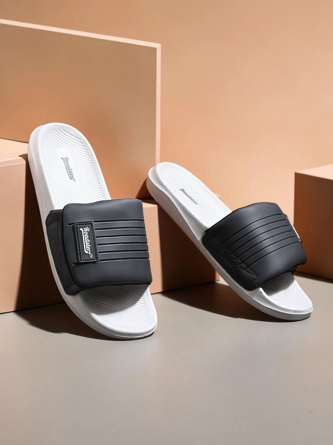 Roadster Men Sliders