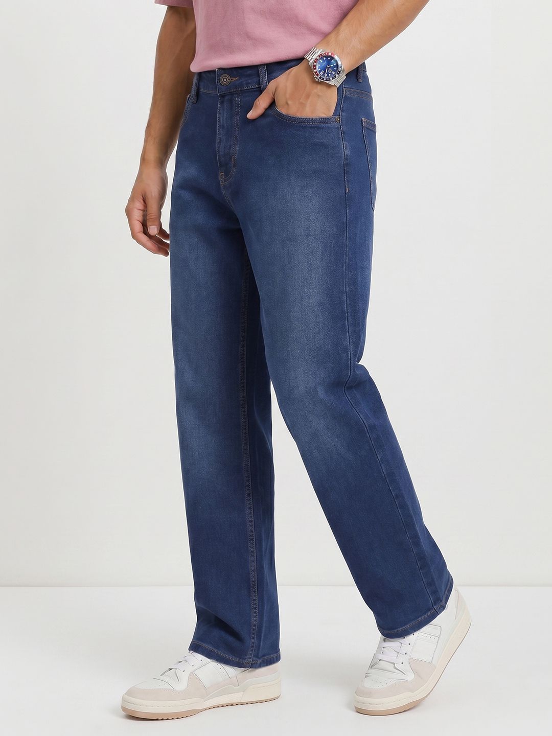 Roadster Men Mid-Rise Light Fade Stretchable Jeans