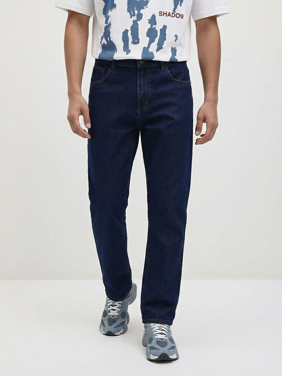 The Roadster Life Co. Men Regular Fit Mid-Rise Cotton Jeans