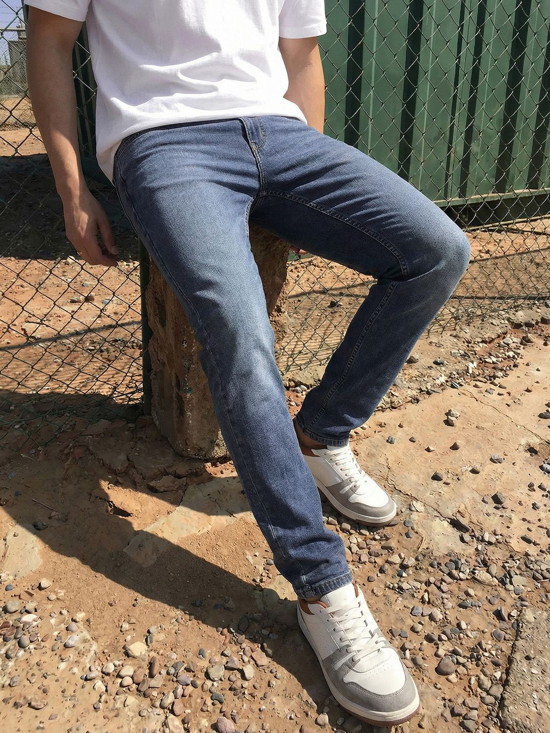 The Roadster Life Co. Men Light Fade Stretchable Jeans