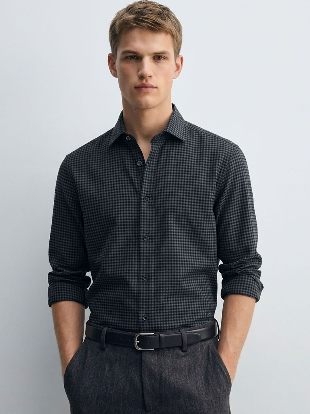 MISCHIEF MONKEY Men Classic Micro Checks Checked Casual Shirt
