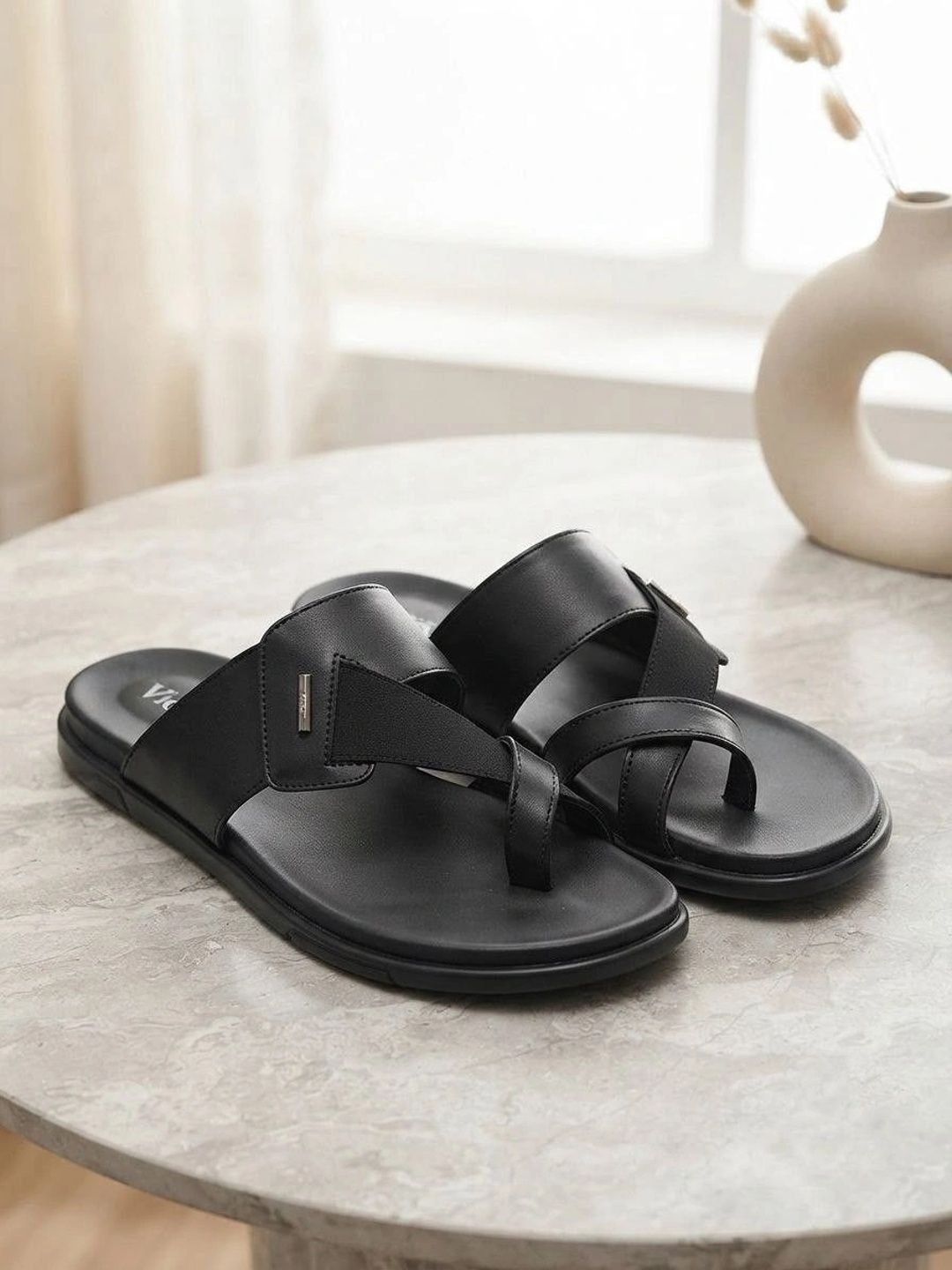 Viora Men Thong Flip-Flops