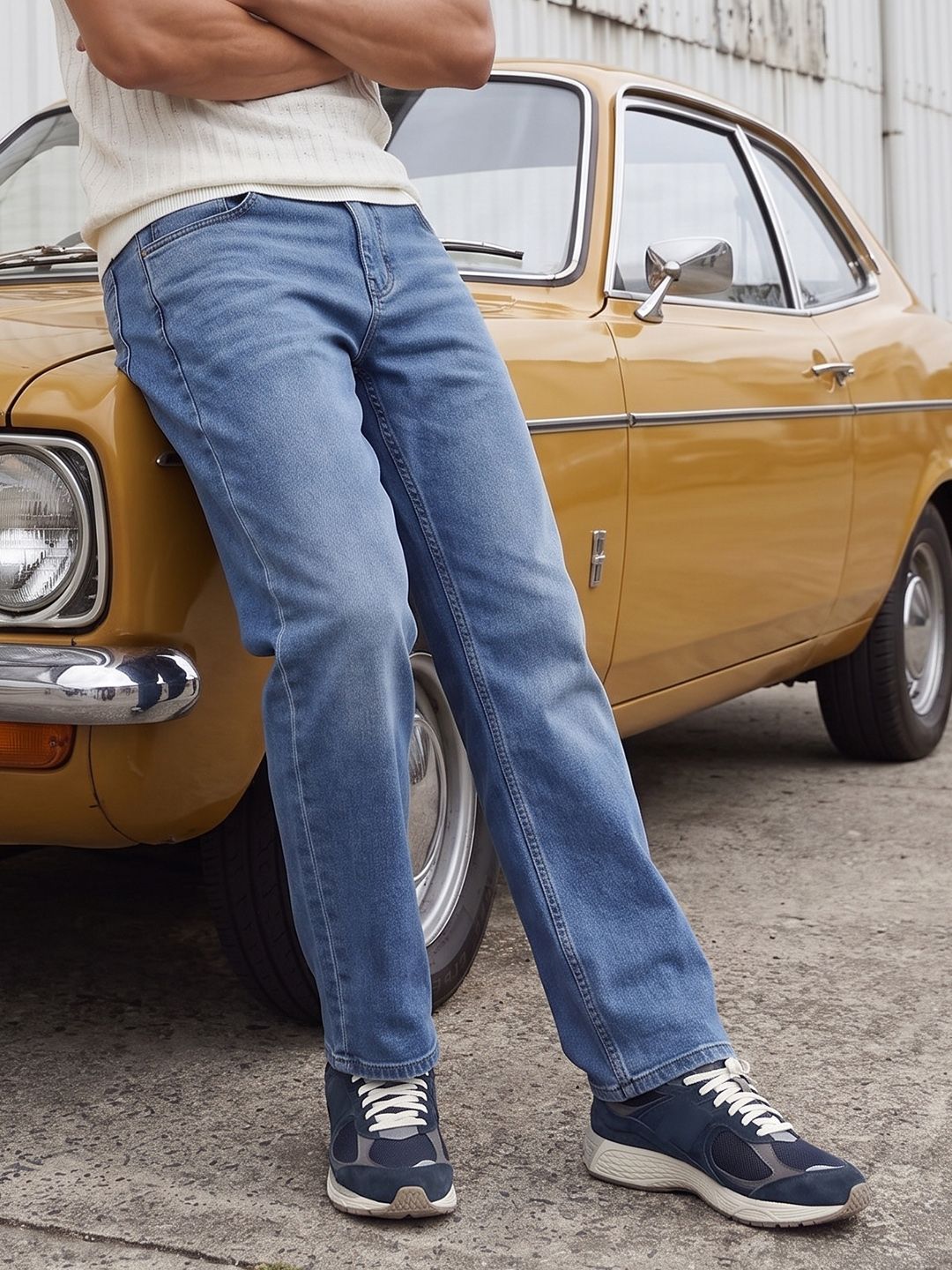 The Roadster Life Co. Men Straight Fit Jeans