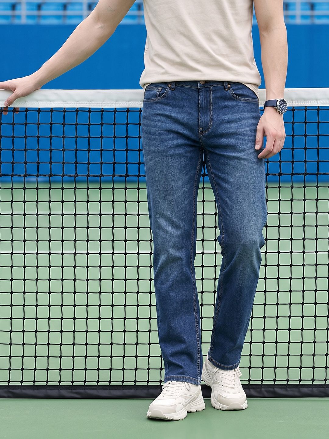 Aeropostale Men Relaxed Fit Light Fade Stretchable Jeans