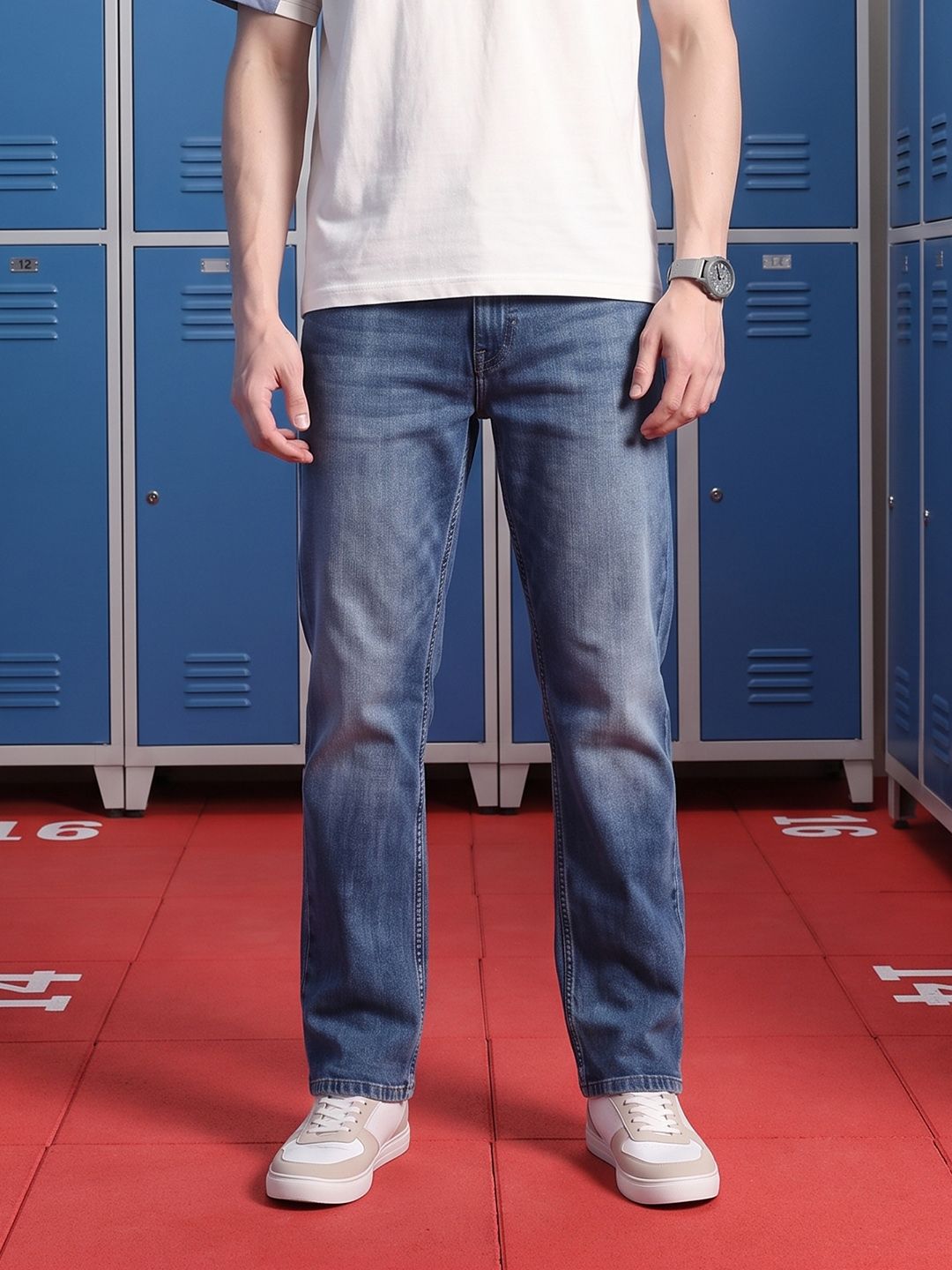 Aeropostale Relaxed Fit Heavy Fade Jeans