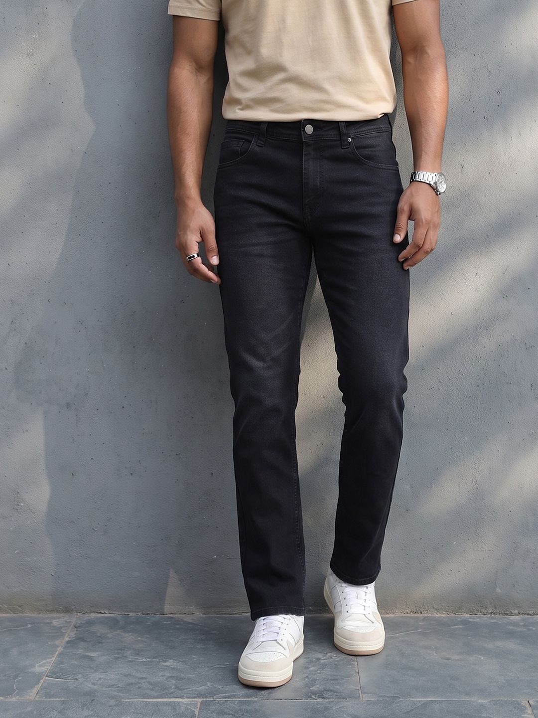 The Roadster Life Co. Men Slim Fit Jeans