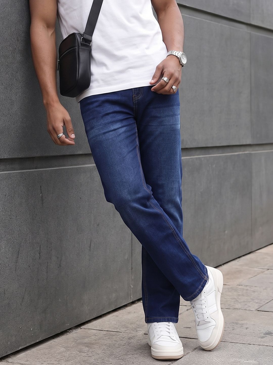 The Roadster Life Co. Men Straight Fit Jeans