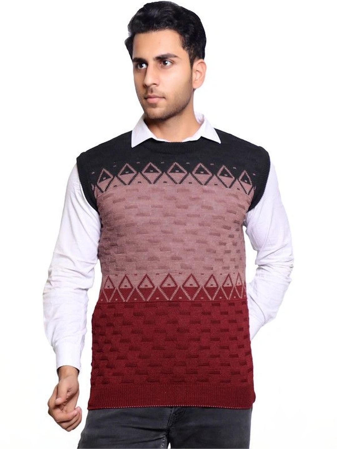 GRAND-LINE Men Colourblocked Sweater Vest