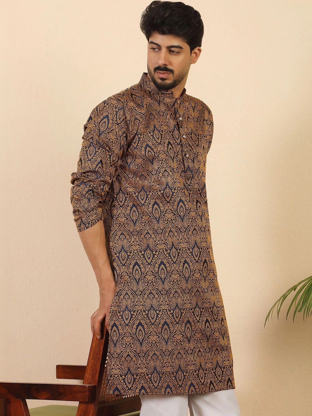 KRAFT INDIA Men Ethnic Motifs Grandeur & Majestic Artwork Kurta