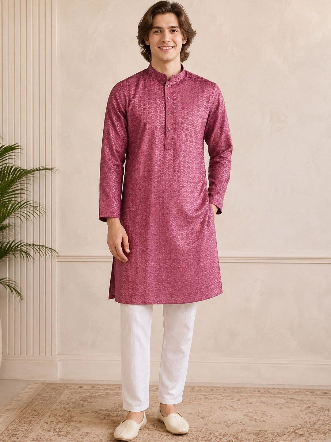 House of Pataudi Men Embellished Sequinned Kurta