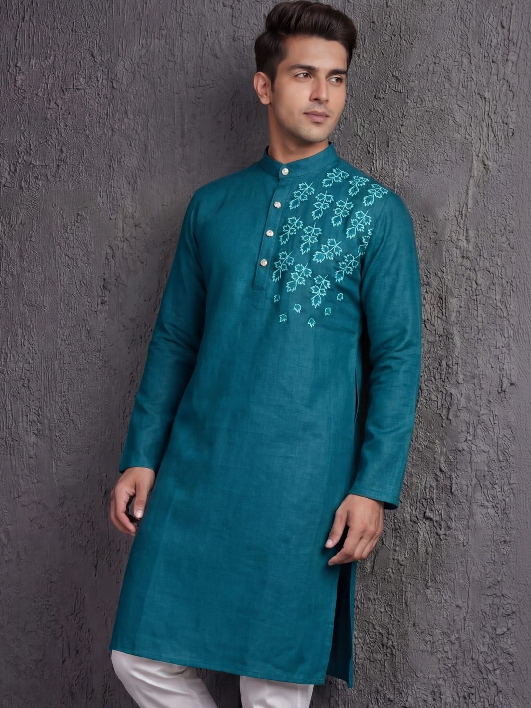 Tibra Collection Men Embroidered Thread Work Kurta
