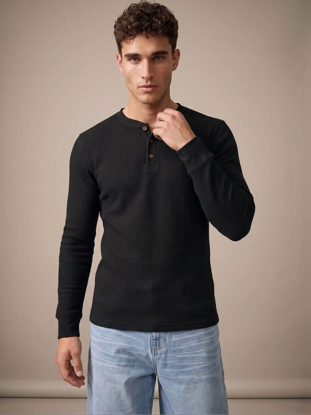 glitchez Men Henley Neck Solid T-shirt