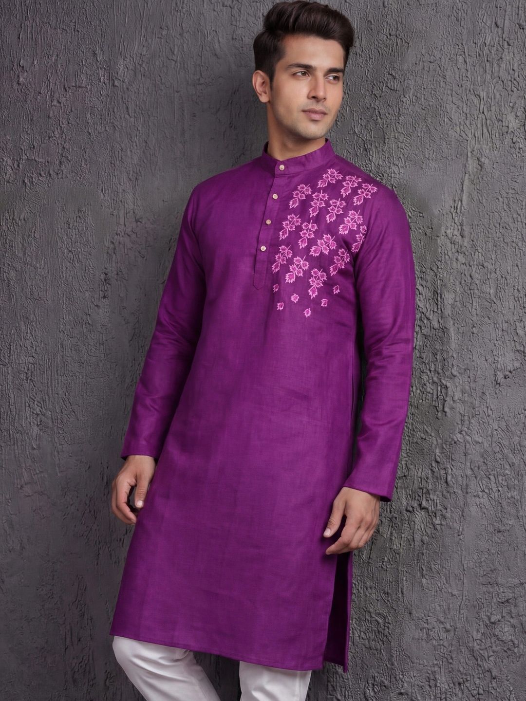Tibra Collection Men Embroidered Thread Work Floral Kurta