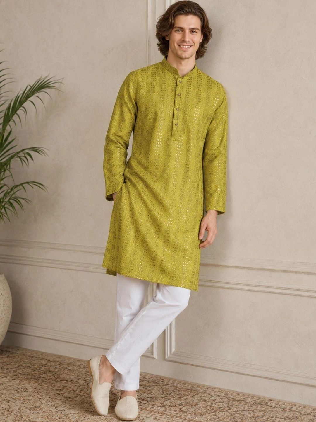 House of Pataudi Men Embroidered Sequinned Kurta