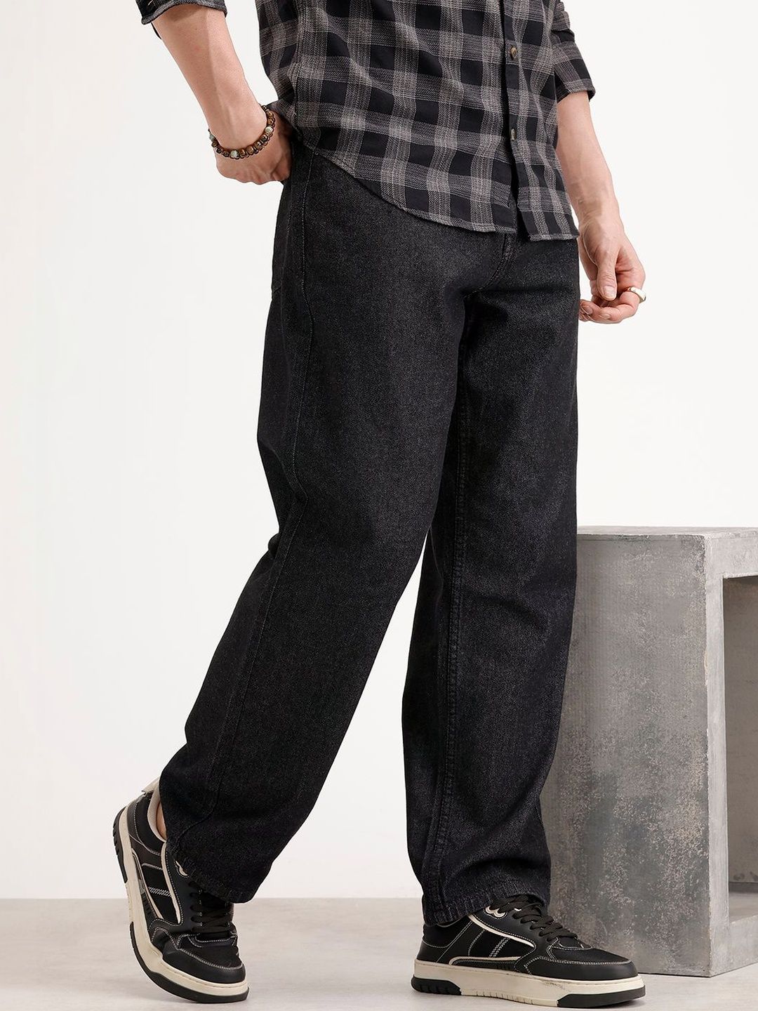 WROGN Men Relaxed Fit High-Rise Stretchable Jeans